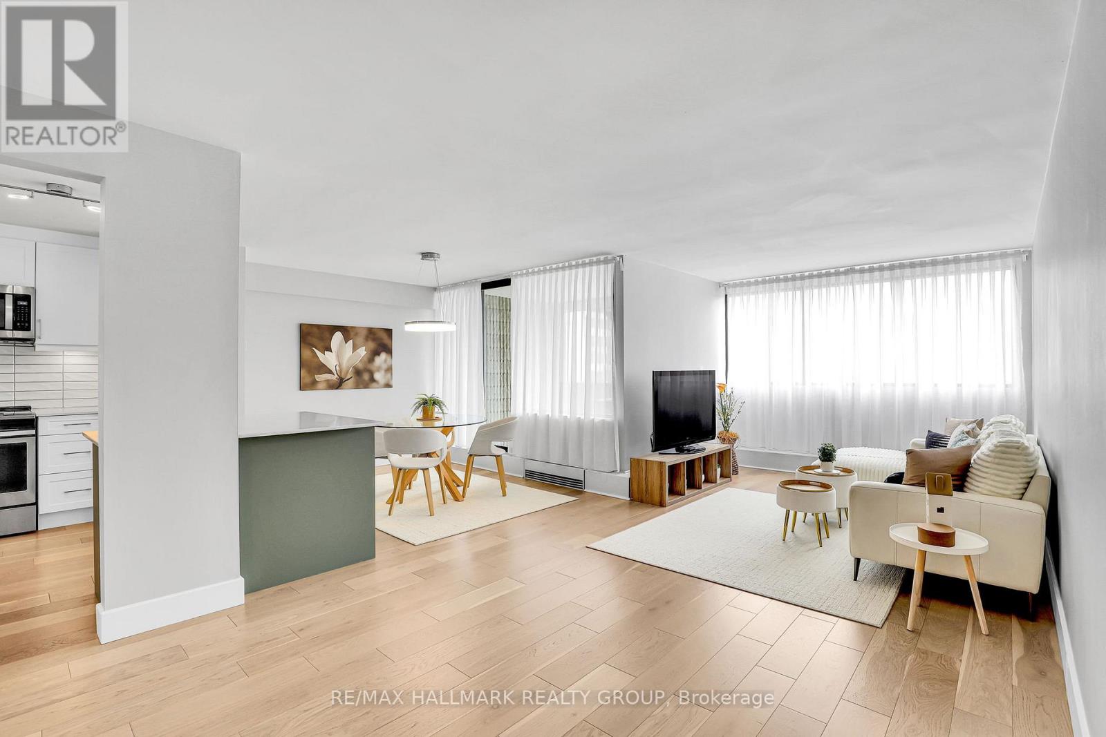 1604 - 1285 Cahill Drive