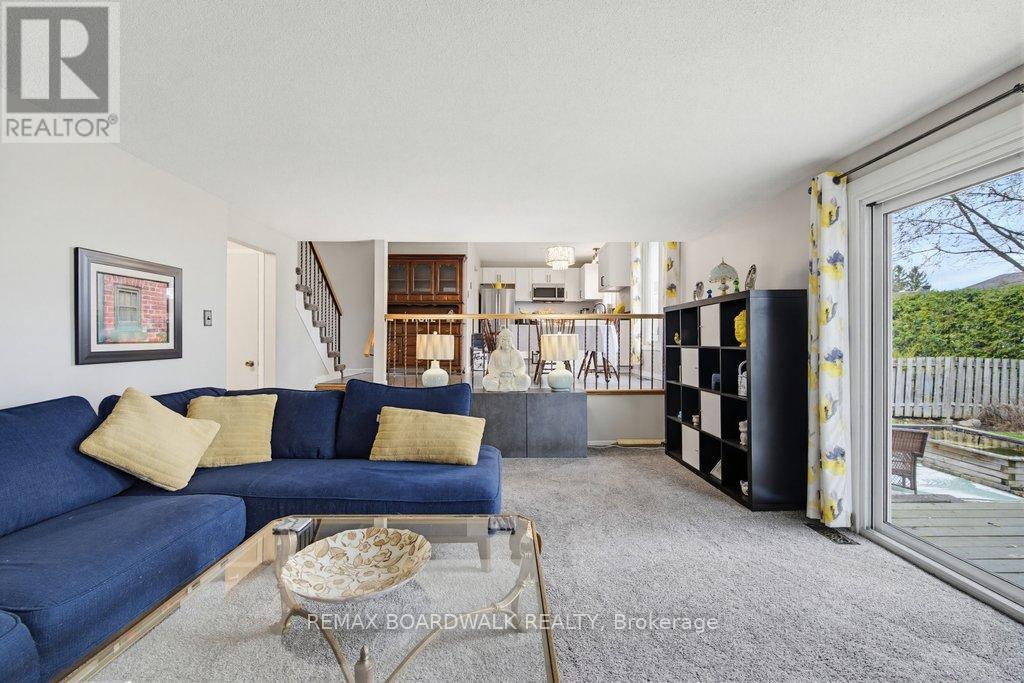 1703 Fieldstone Crescent