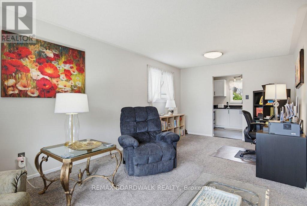 1703 Fieldstone Crescent