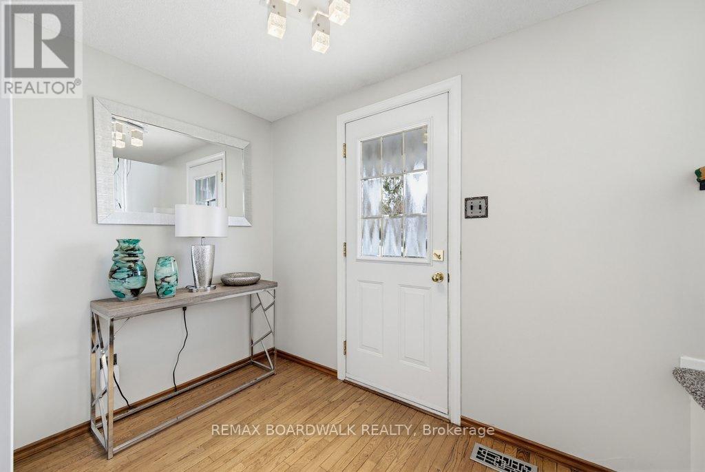 1703 Fieldstone Crescent