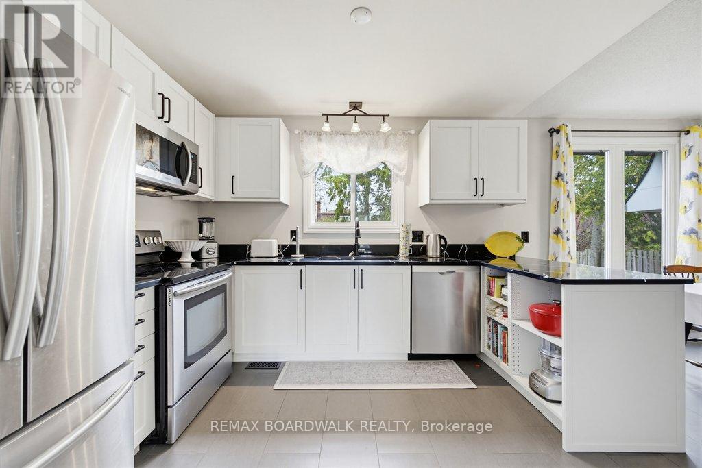 1703 Fieldstone Crescent