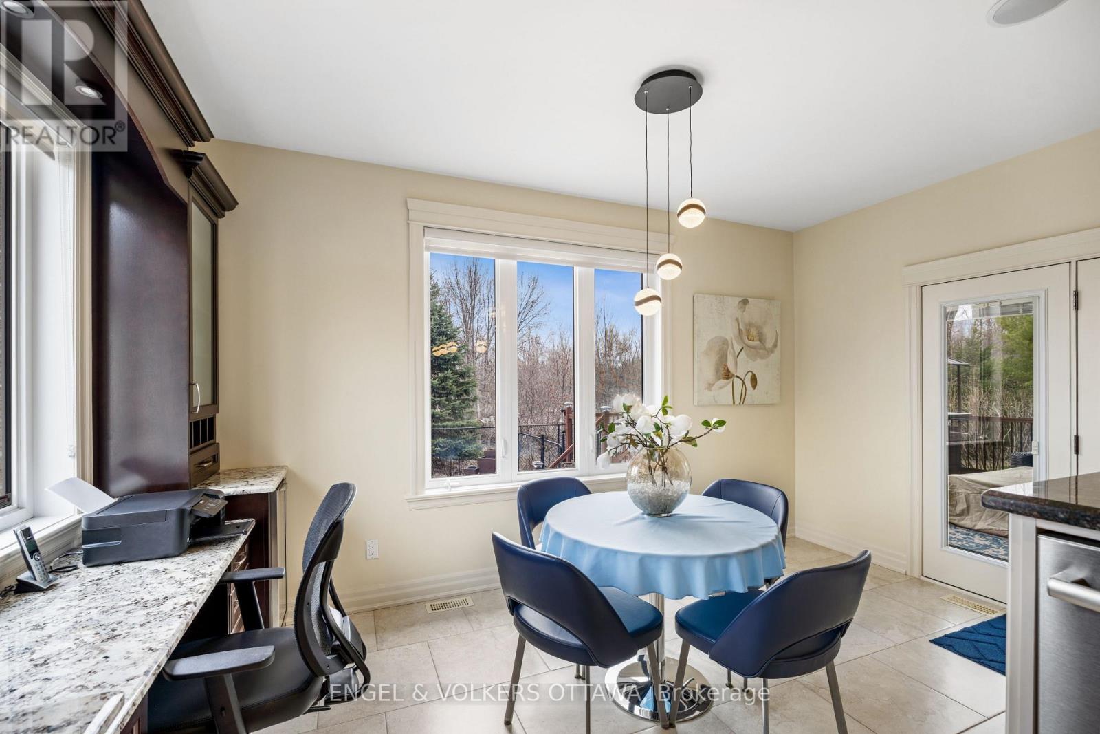 6652 Pebble Trail Way