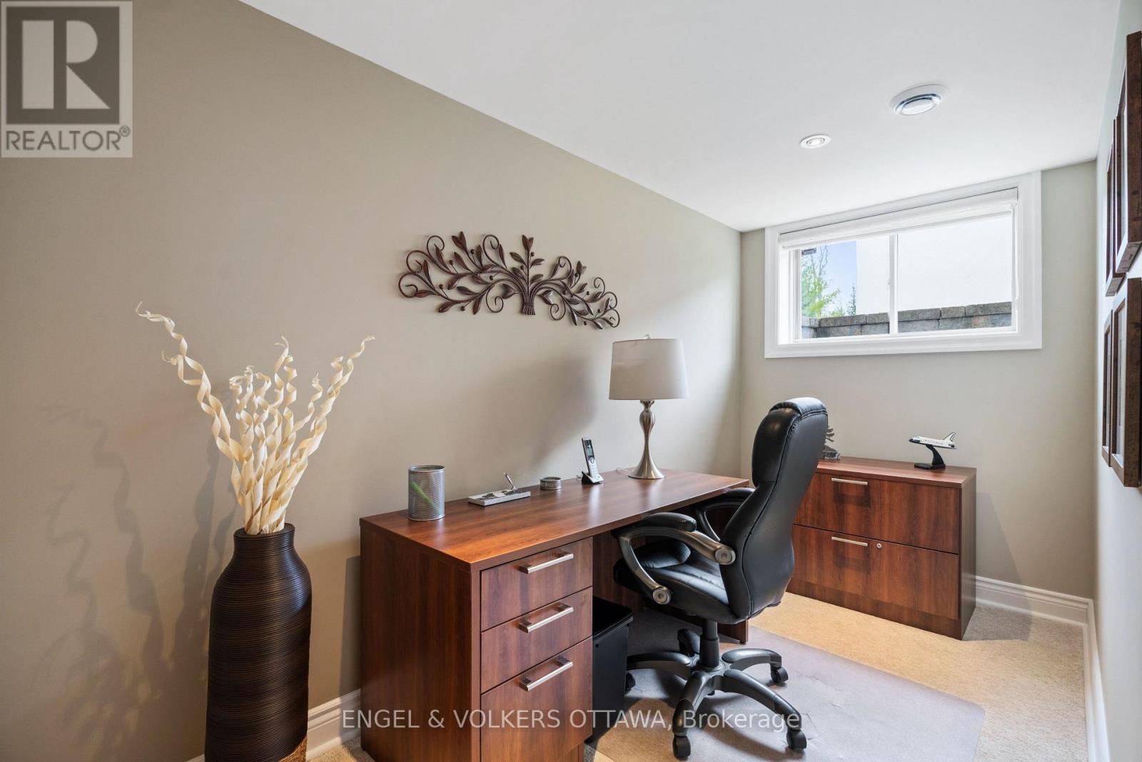 6652 Pebble Trail Way