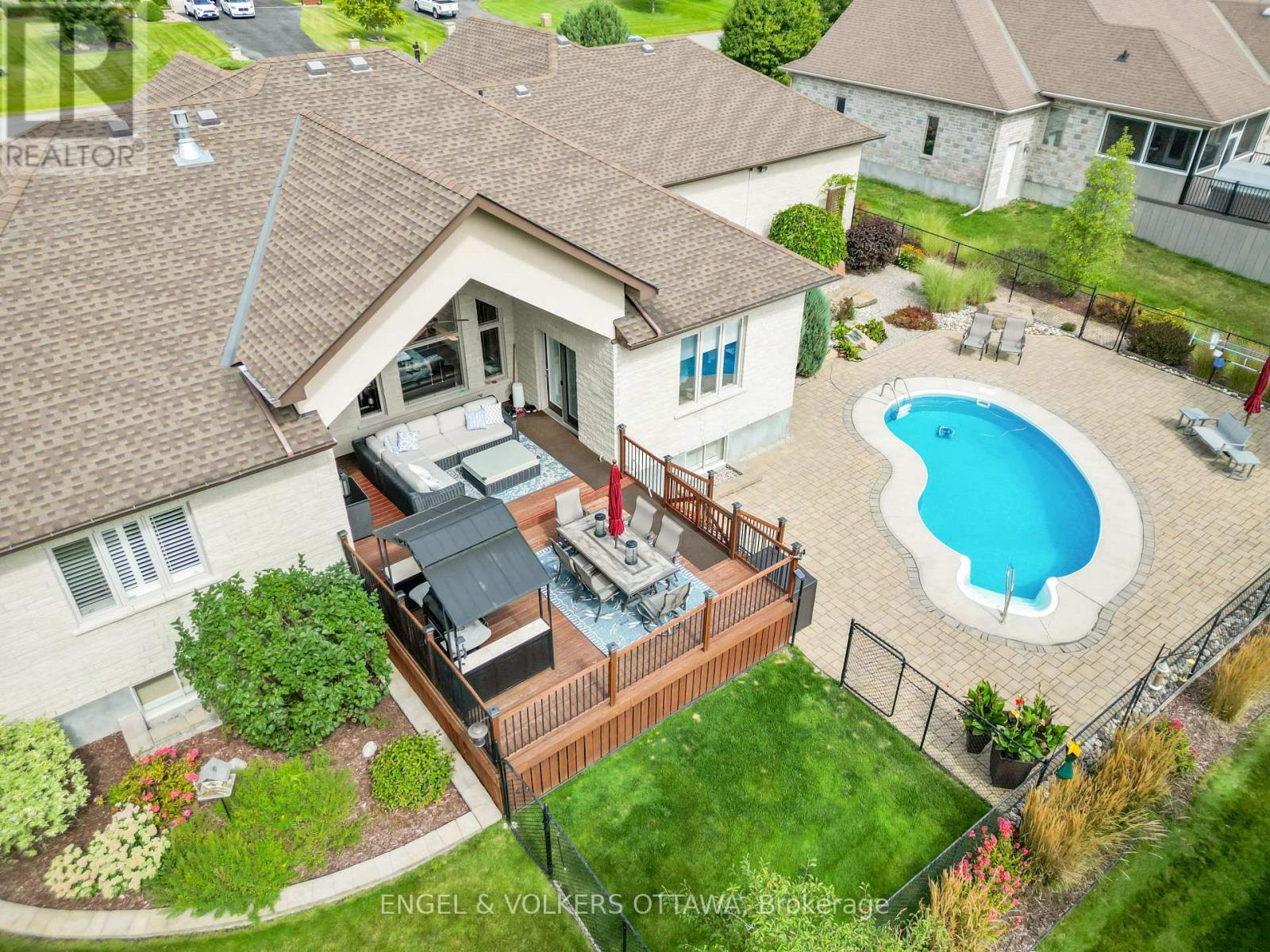 6652 Pebble Trail Way