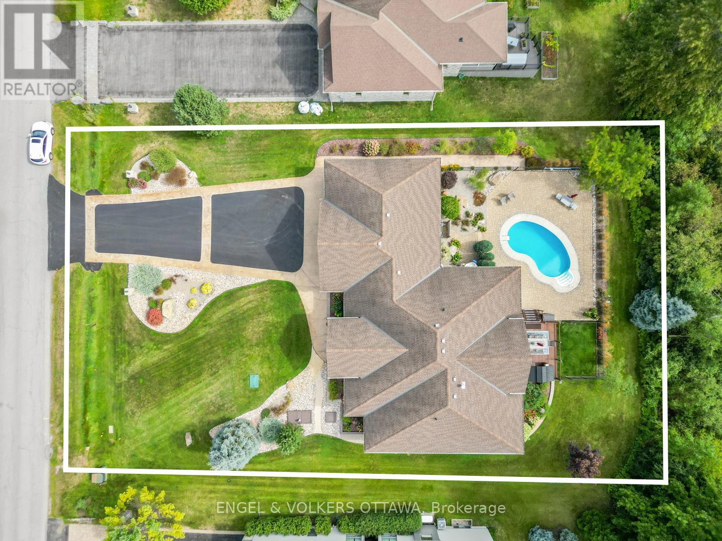 6652 Pebble Trail Way