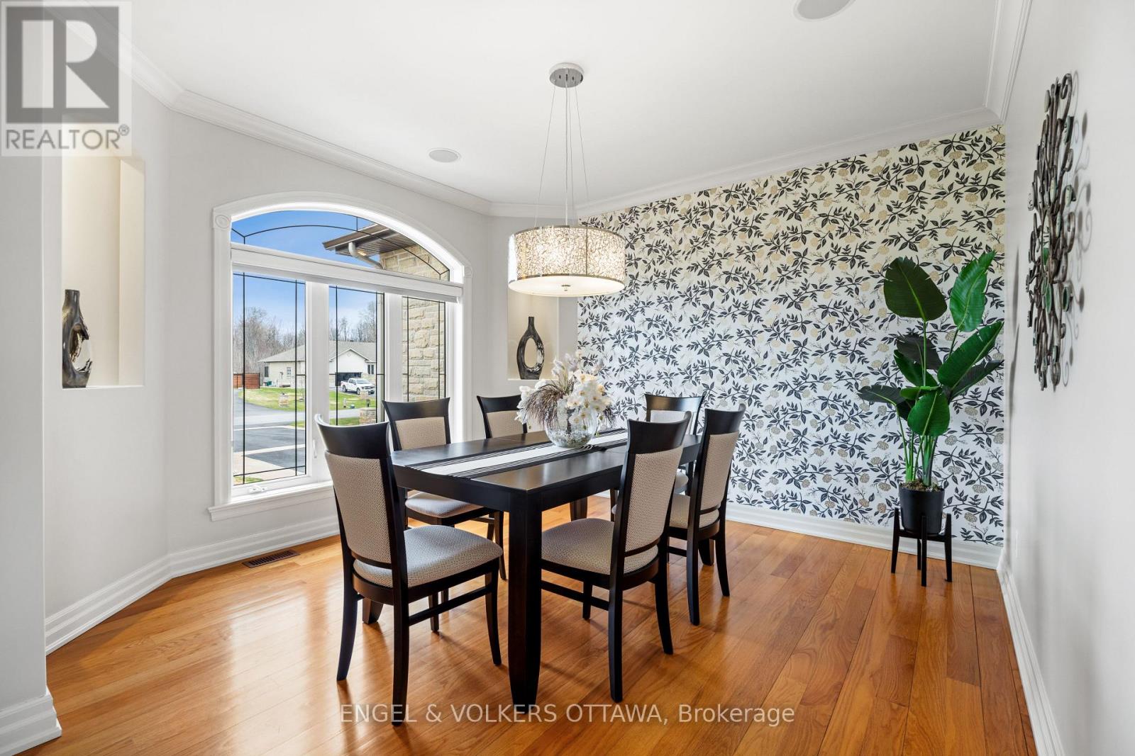 6652 Pebble Trail Way