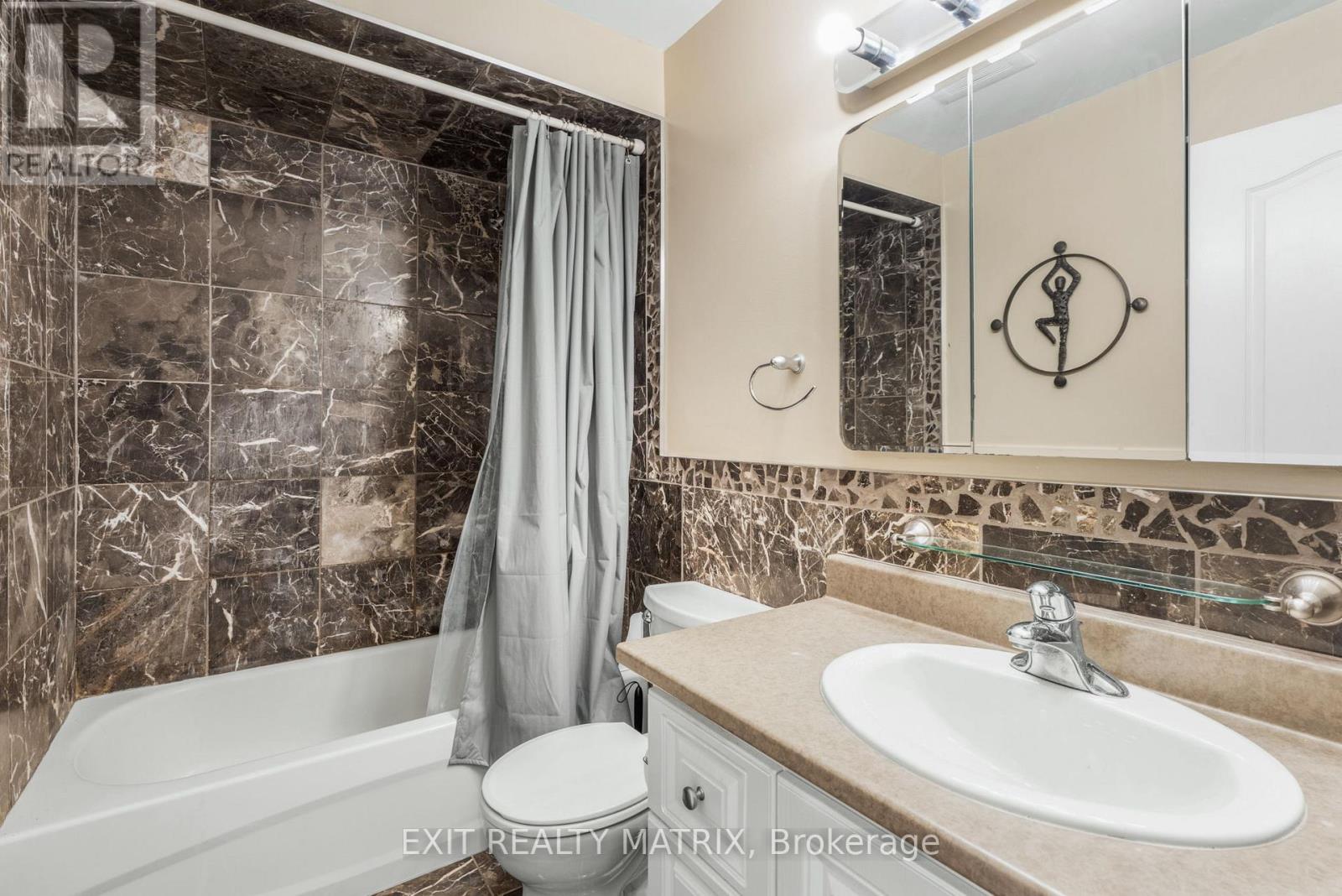 1401 Bortolotti Crescent