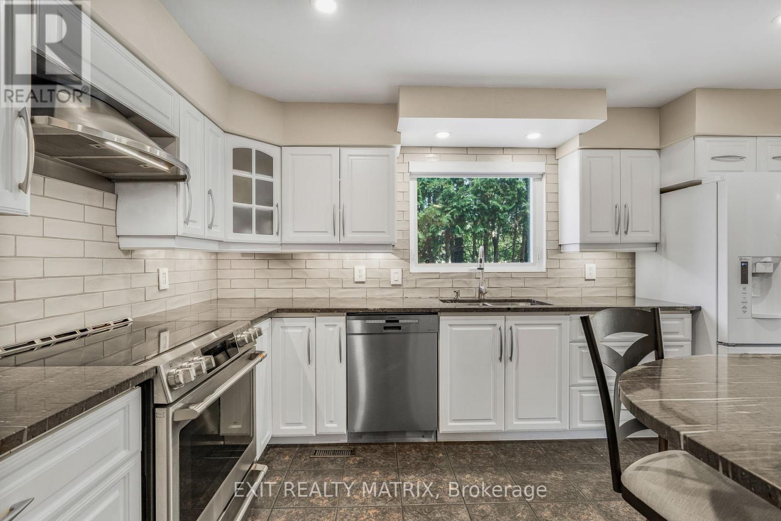 1401 Bortolotti Crescent