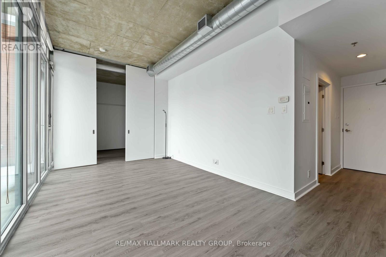 750 - 340 Mcleod Street