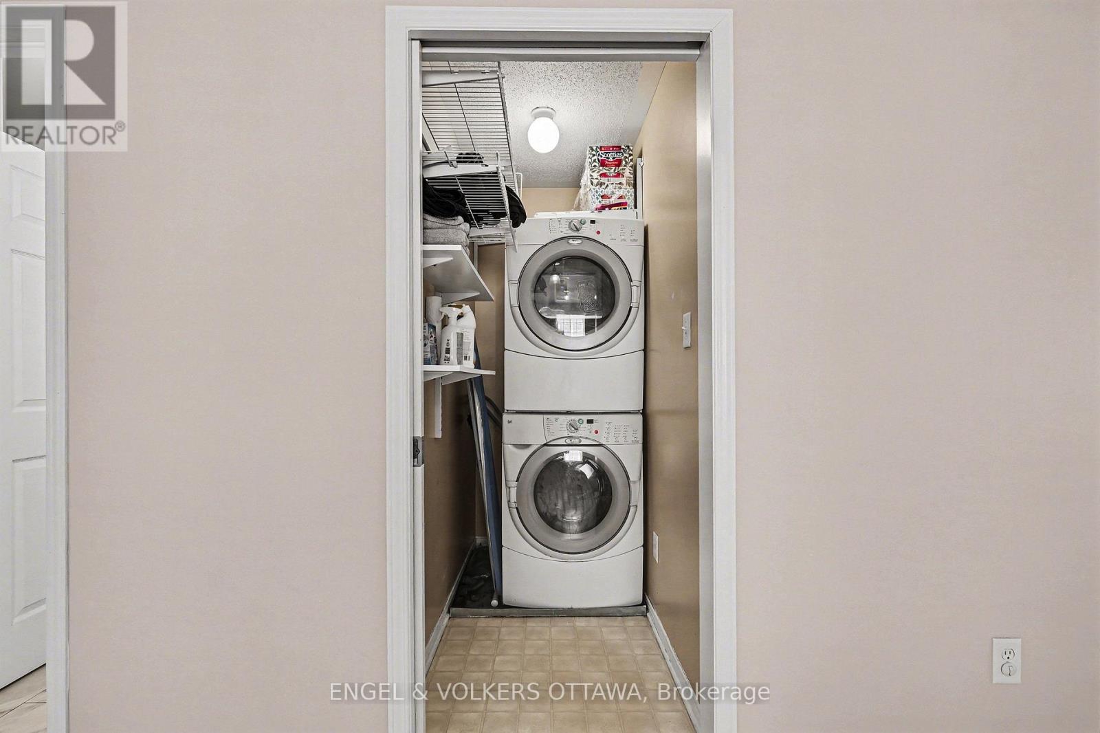 135 Lockhaven Private