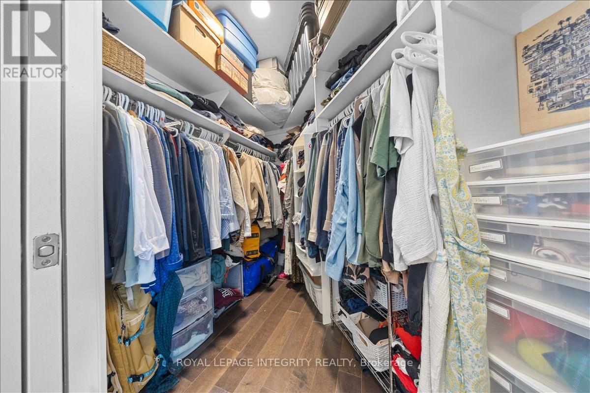 204 - 150 Greenfield Avenue