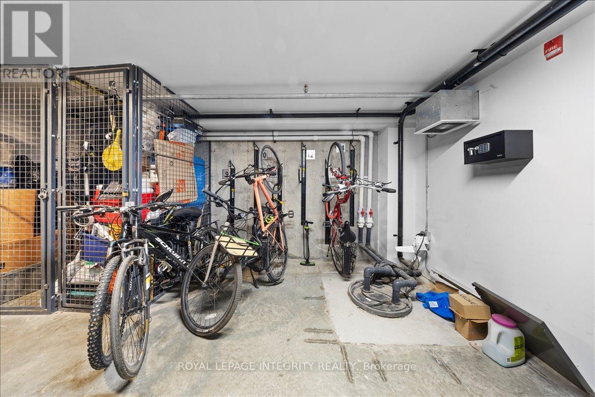 204 - 150 Greenfield Avenue