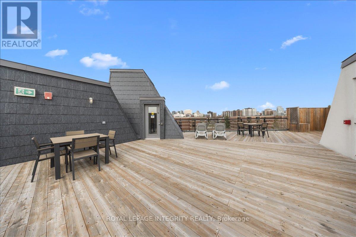 204 - 150 Greenfield Avenue