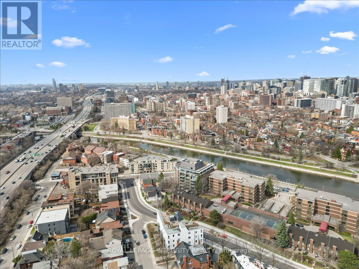 204 - 150 Greenfield Avenue