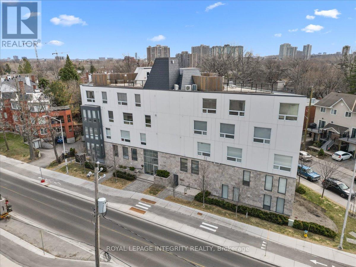 204 - 150 Greenfield Avenue