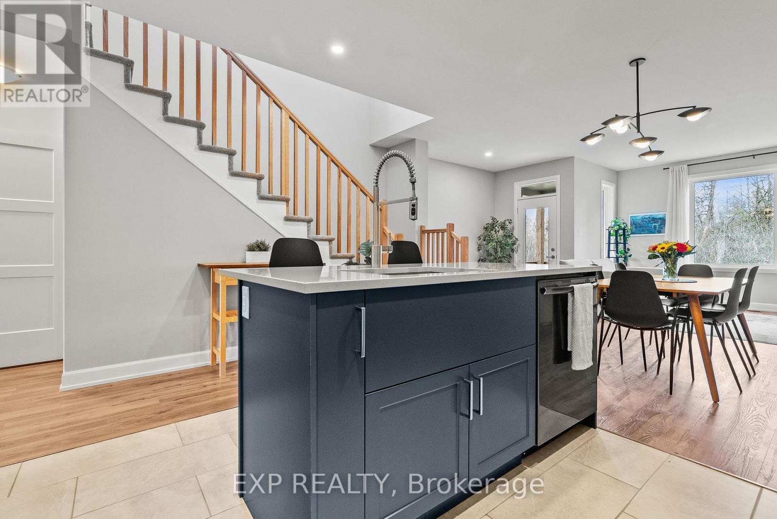 419 Clubtail Private