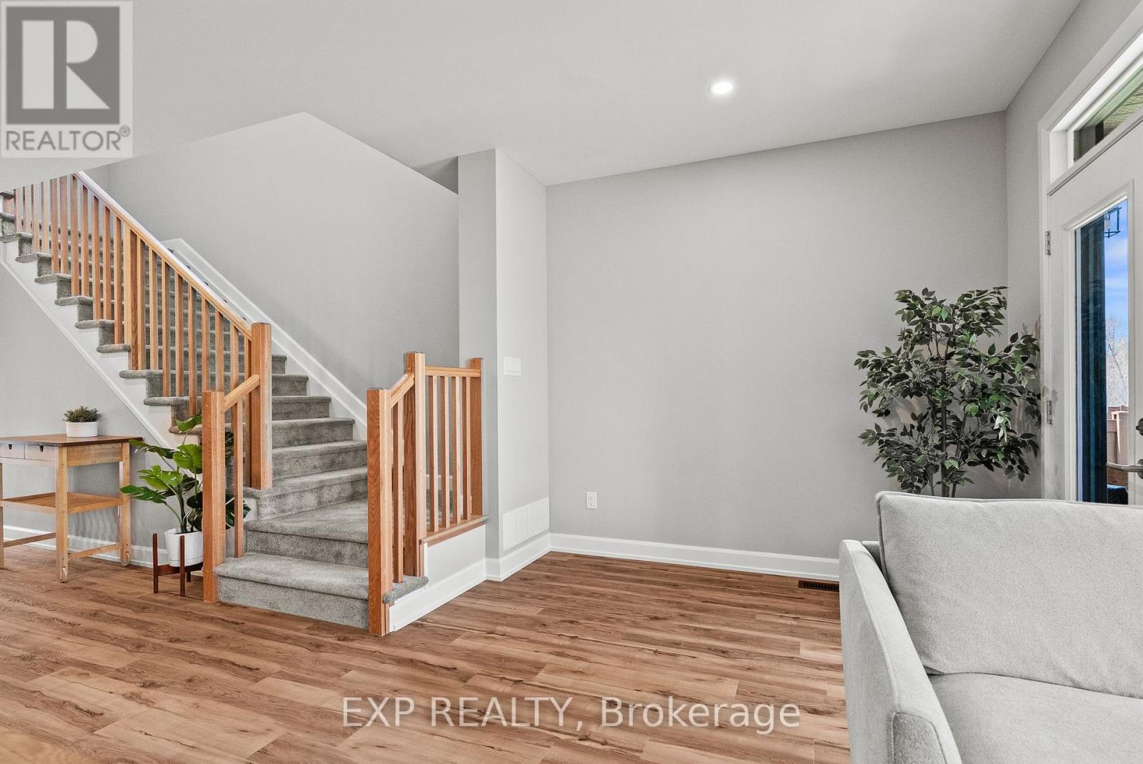 419 Clubtail Private