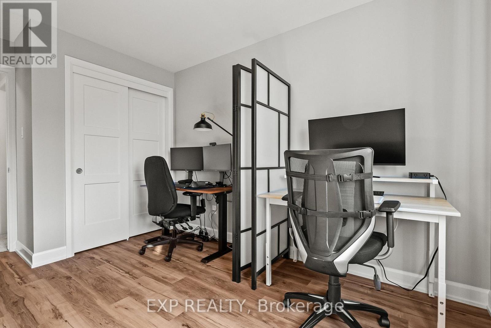 419 Clubtail Private