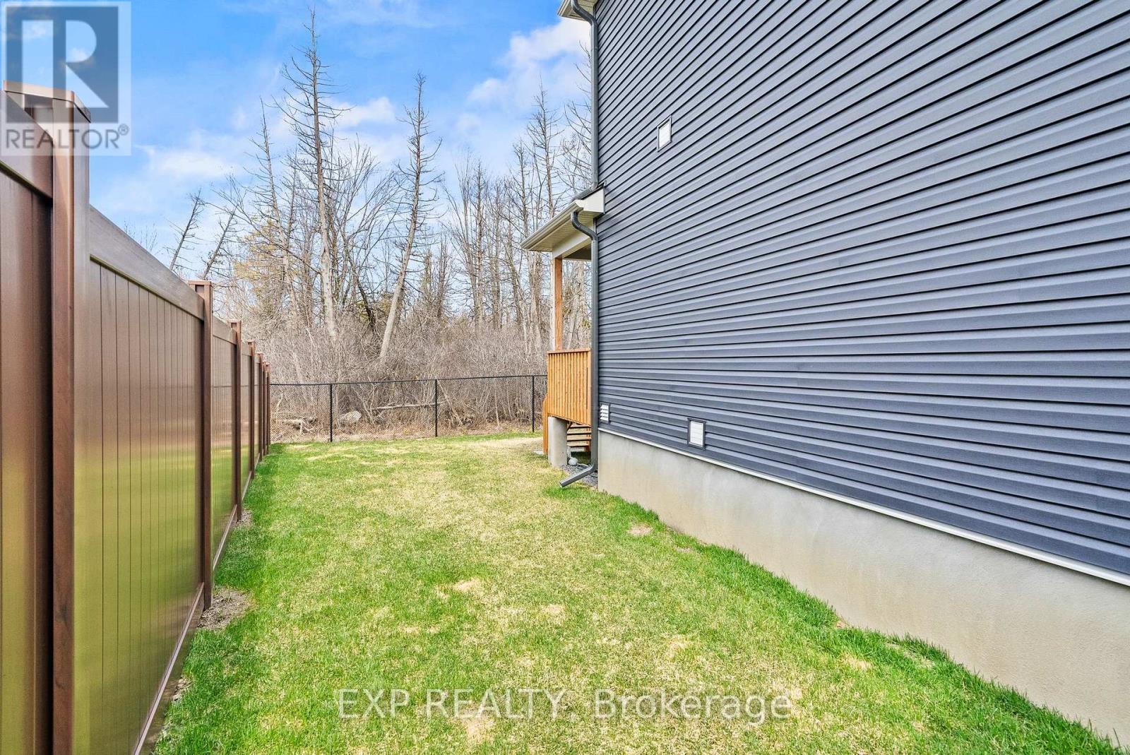 419 Clubtail Private