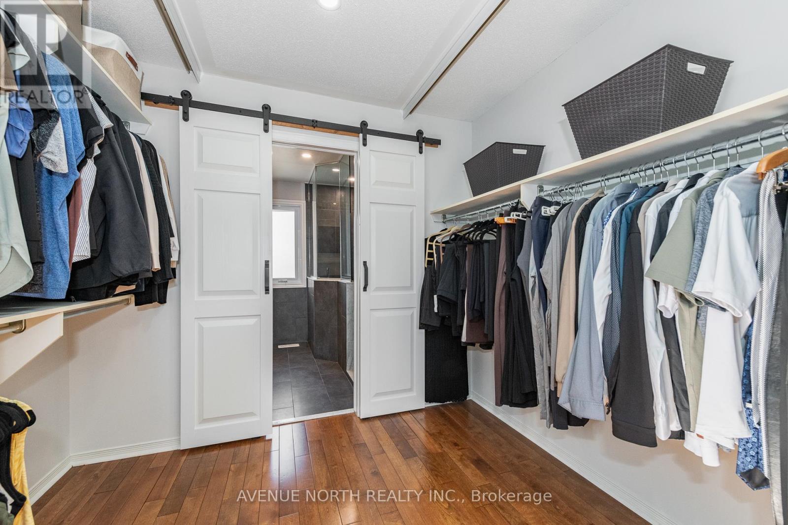 3028 Courtyard Crescent