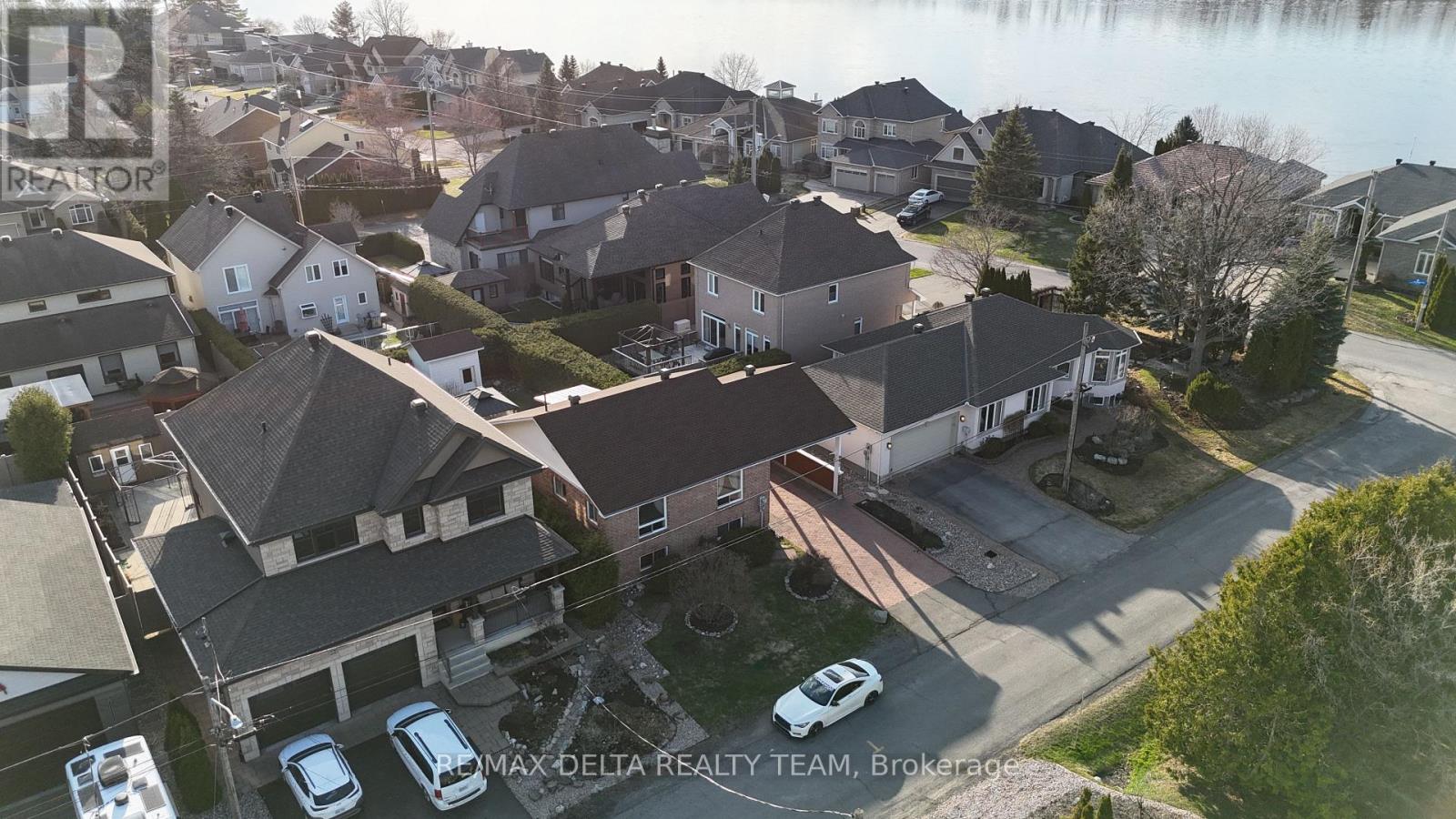 892 Beauchamp Avenue