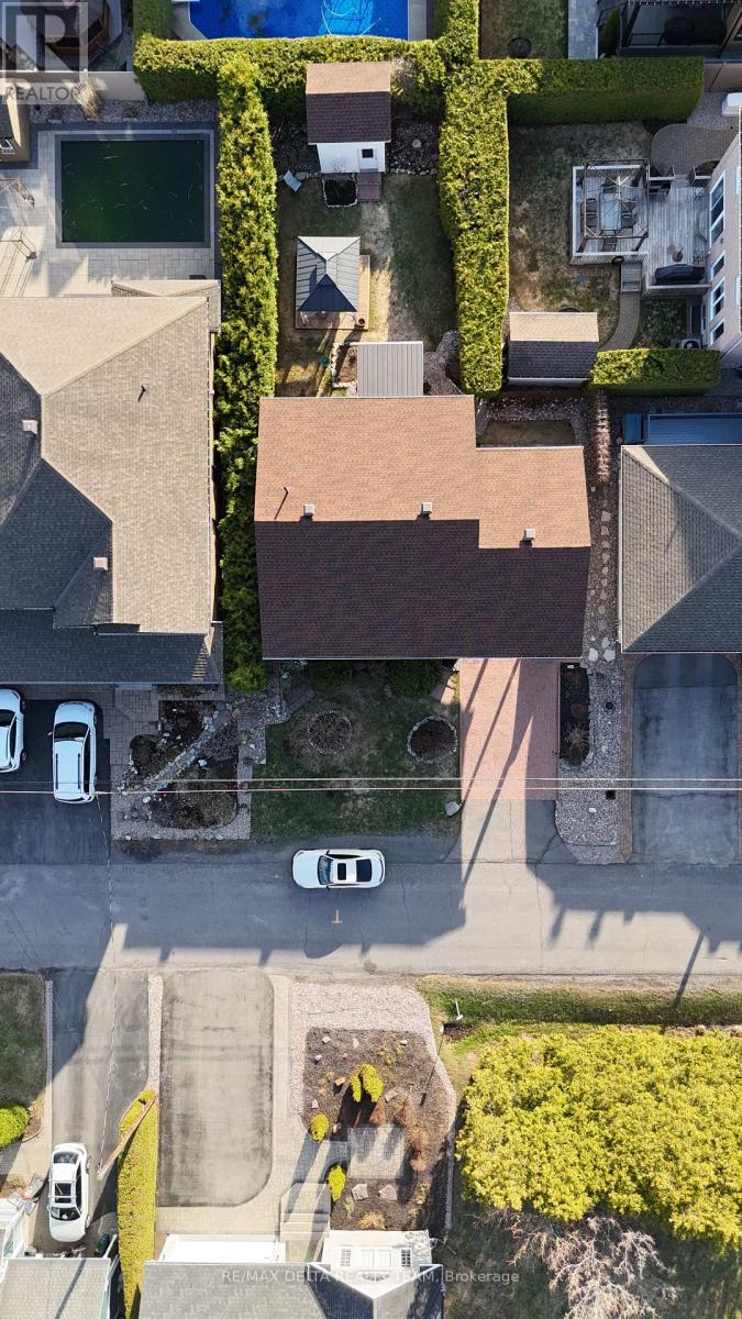 892 Beauchamp Avenue