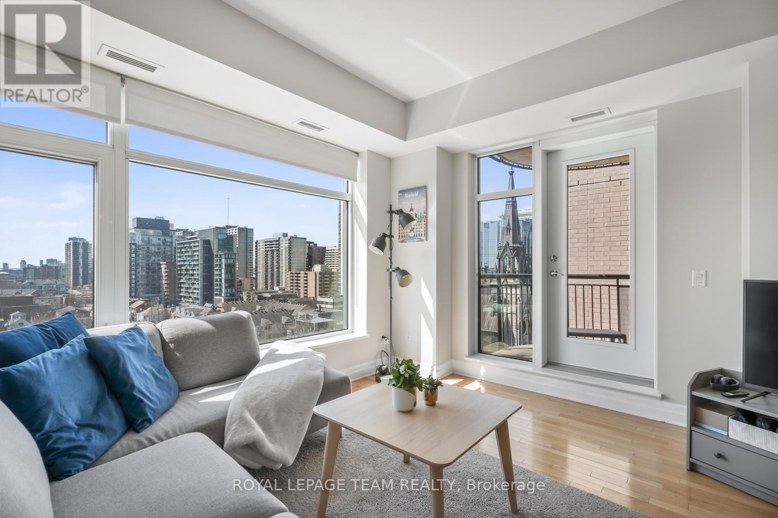 1101 - 245 Kent Street