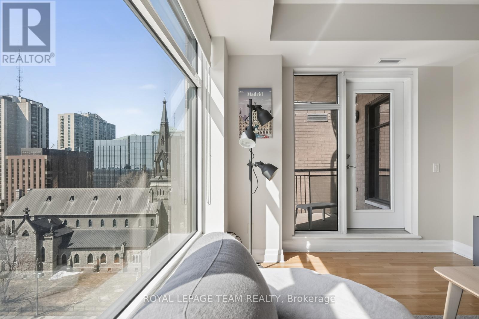 1101 - 245 Kent Street