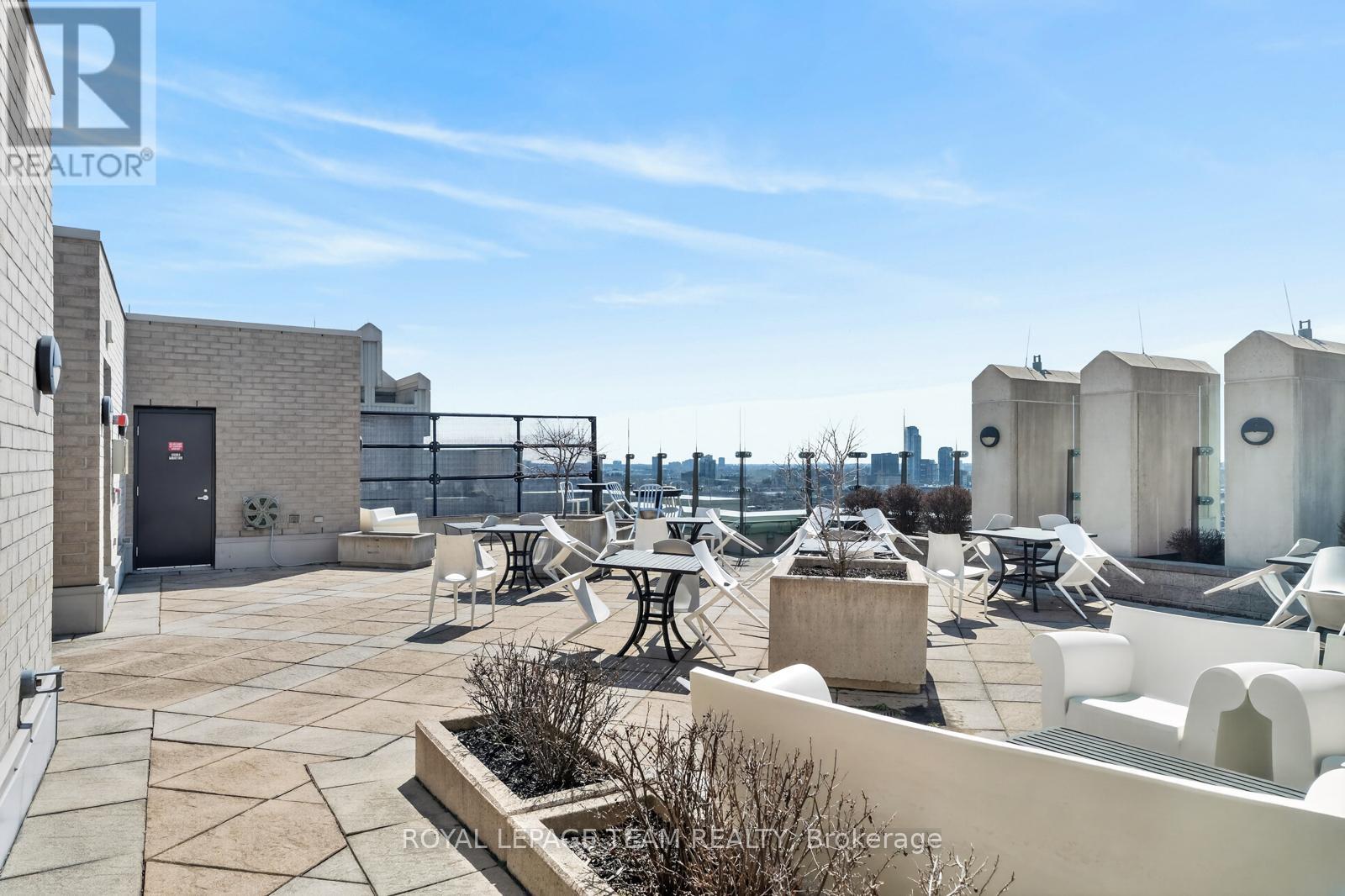 1101 - 245 Kent Street