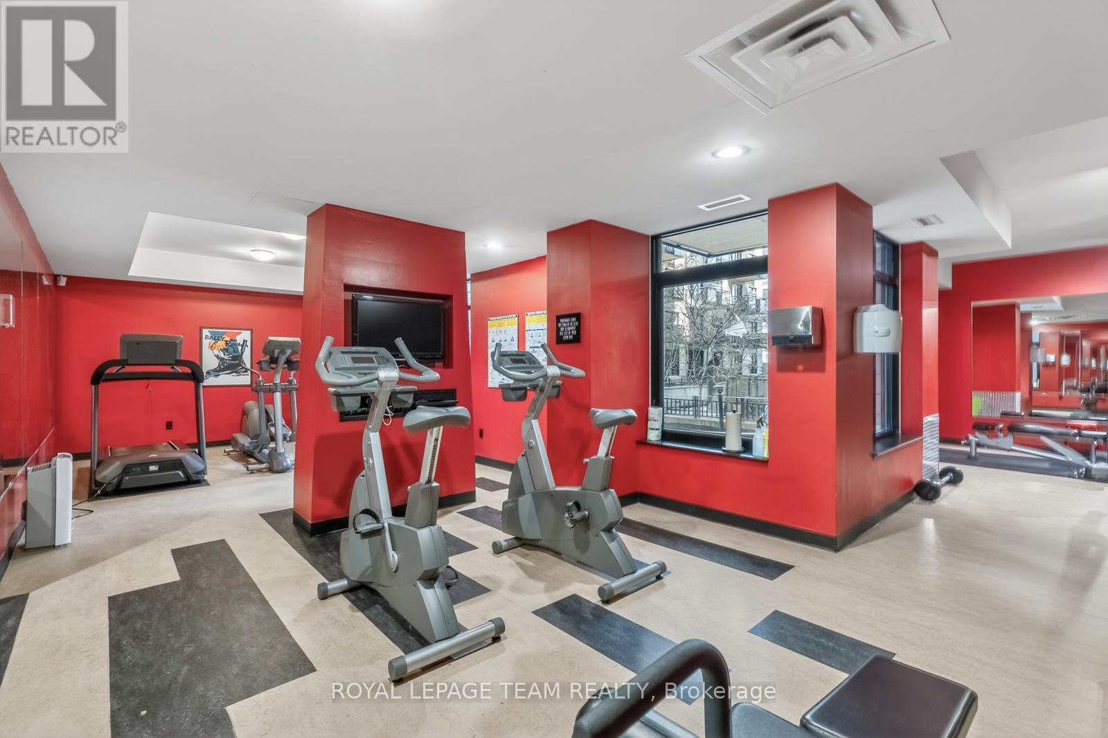 1101 - 245 Kent Street