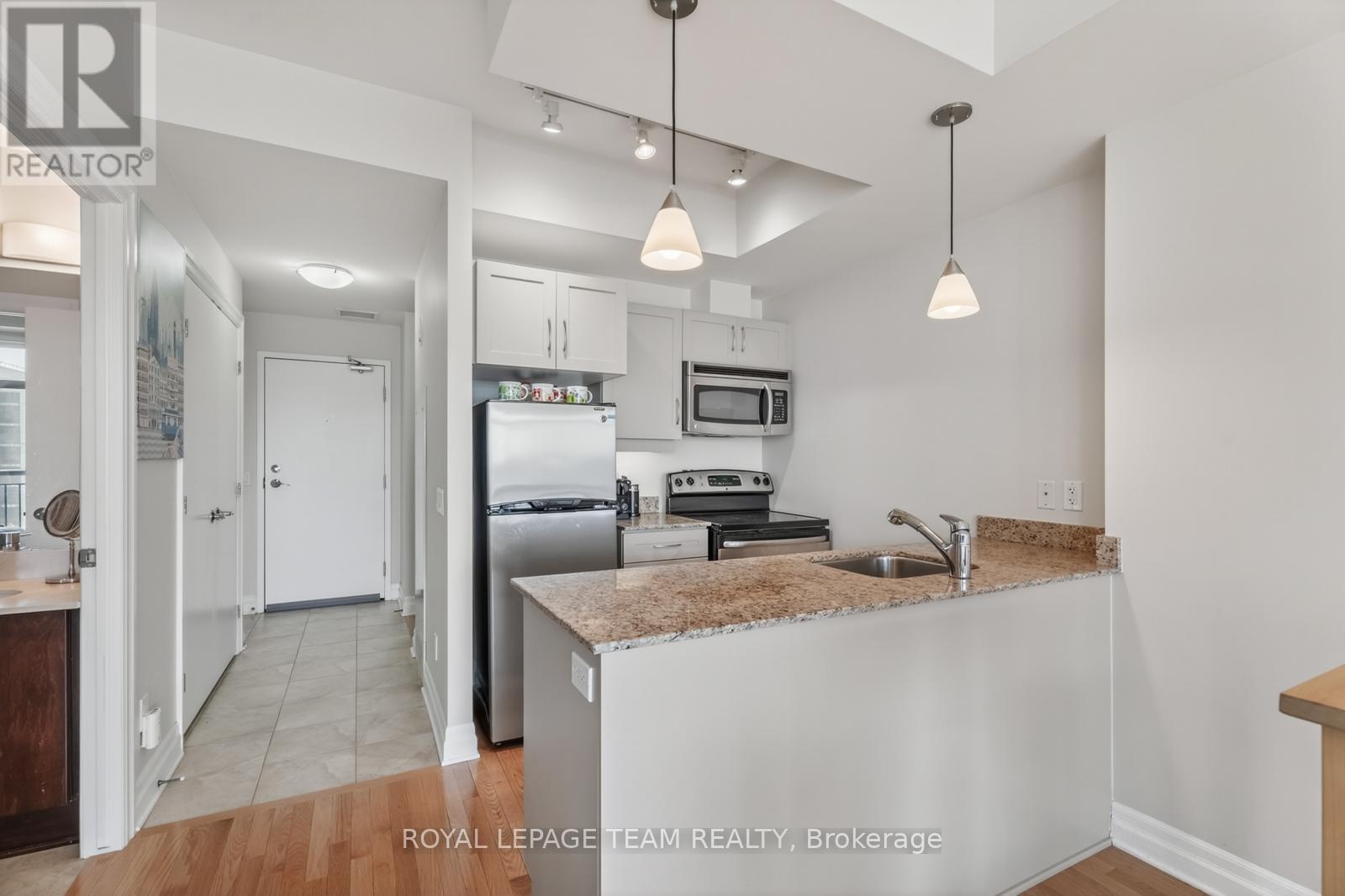 1101 - 245 Kent Street