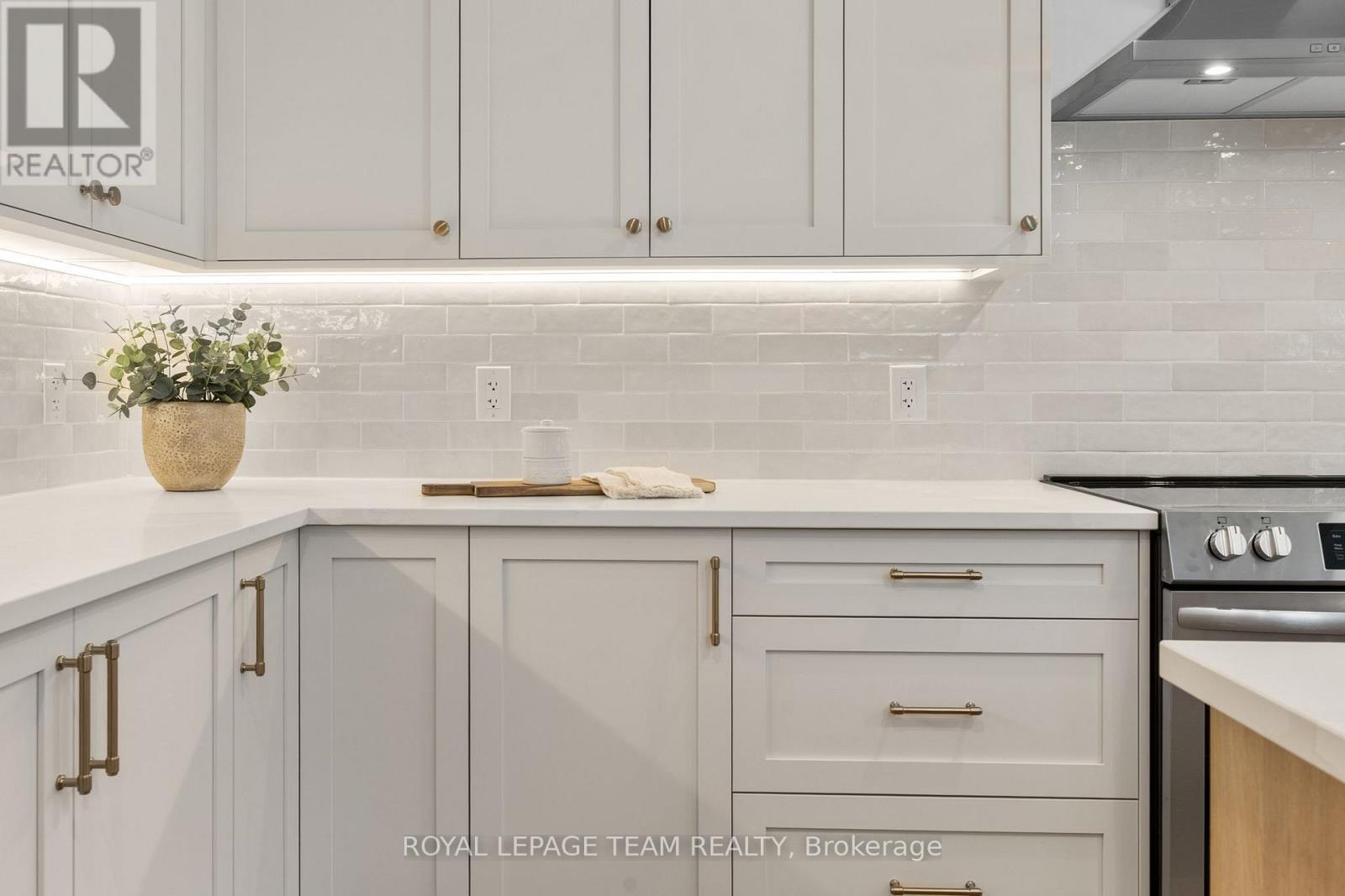 752 Tailslide Private