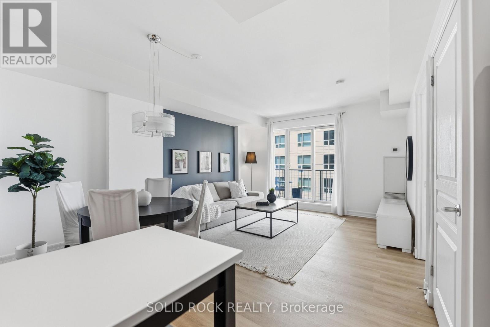 910 - 200 Besserer Street