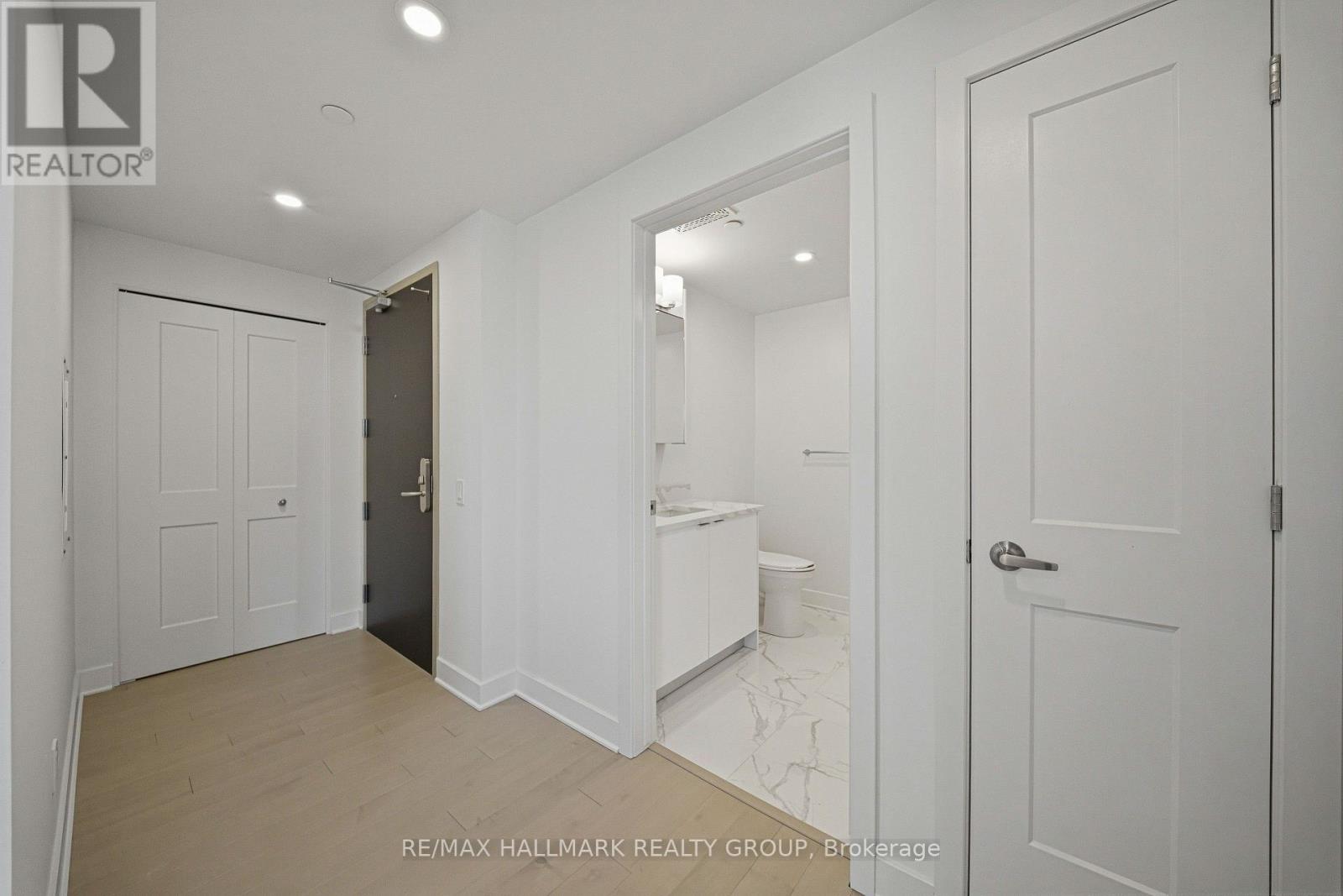 1407 - 180 George Street