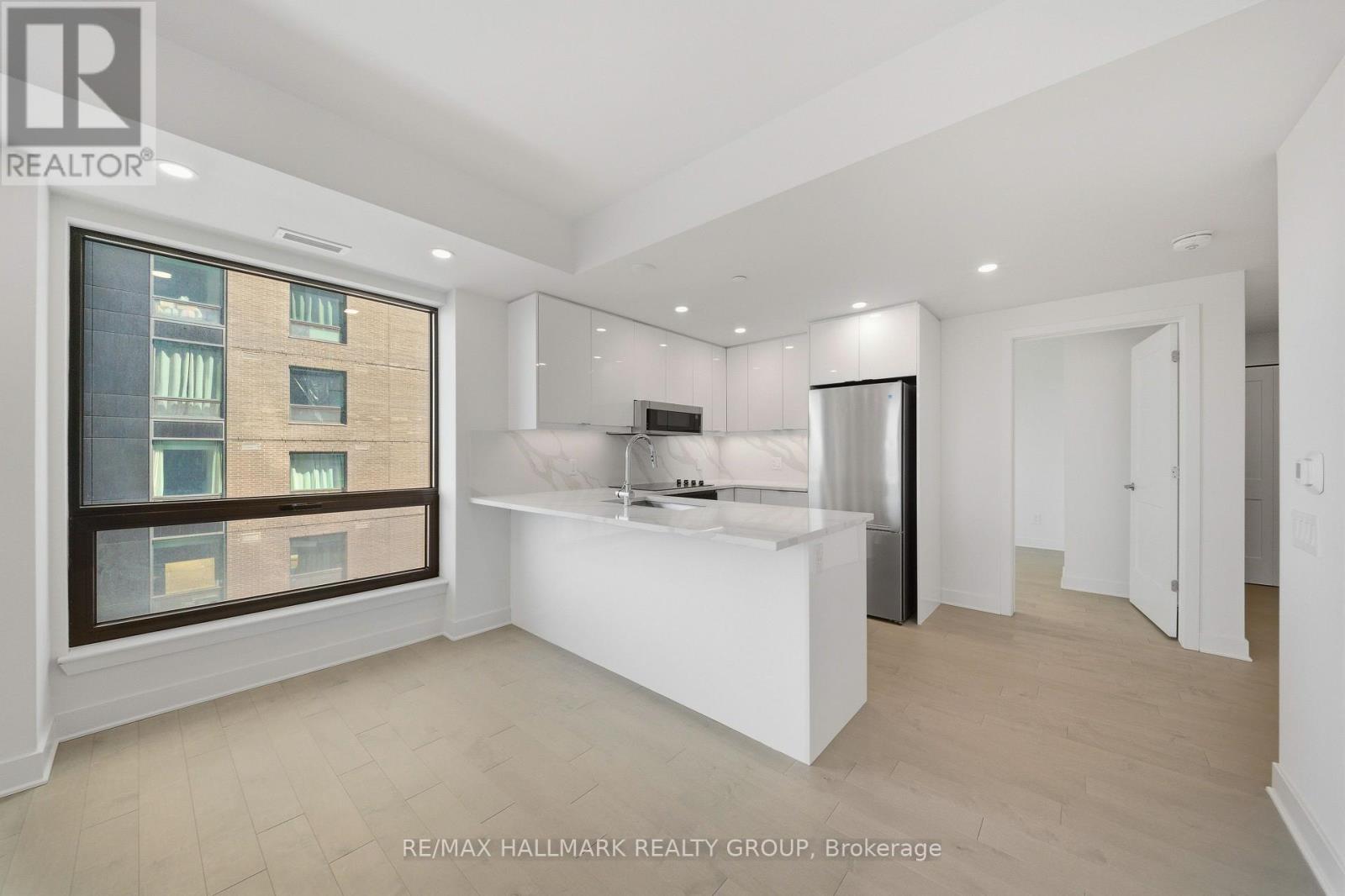 1407 - 180 George Street