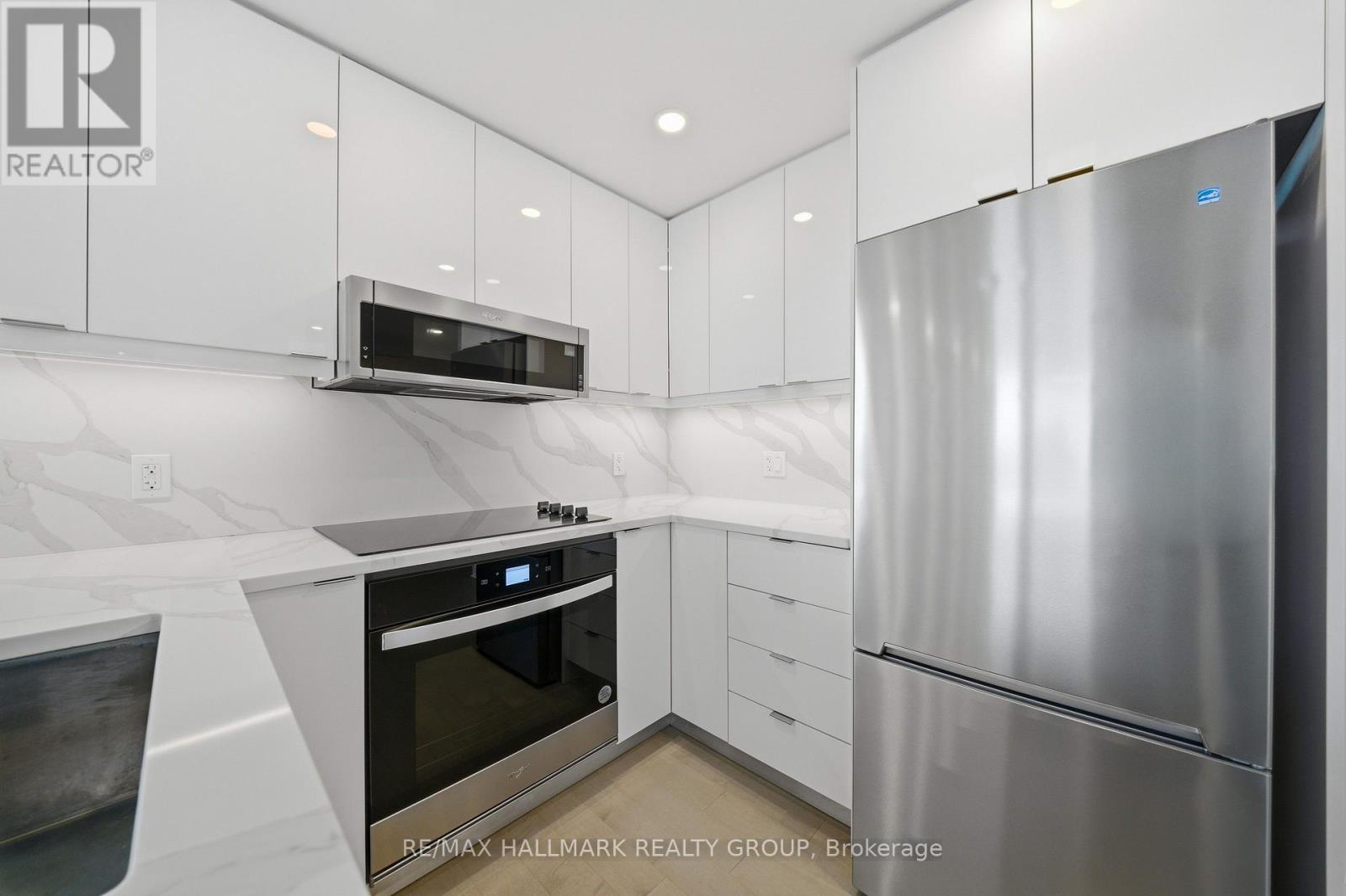 1407 - 180 George Street