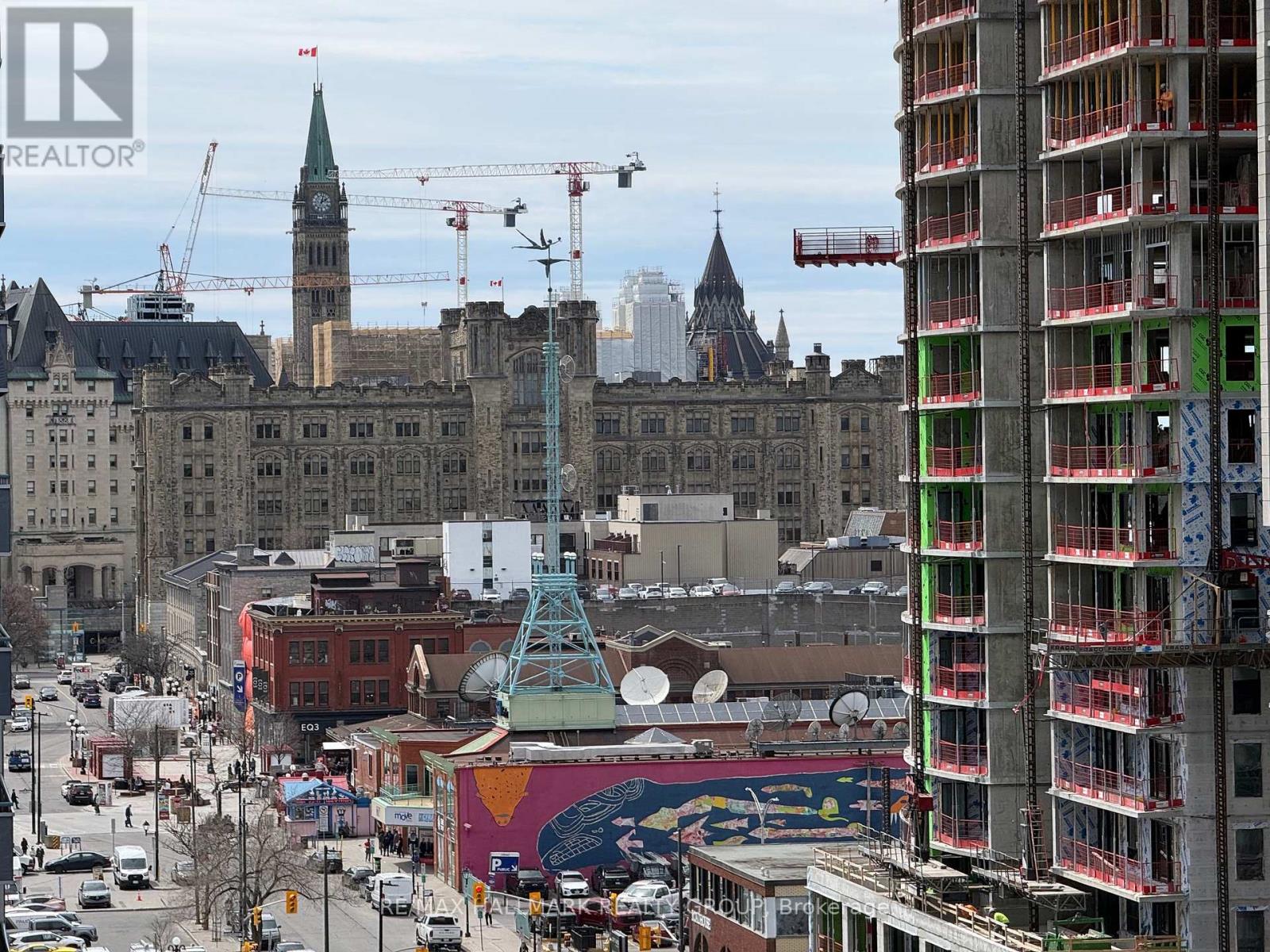 1004 - 180 George Street