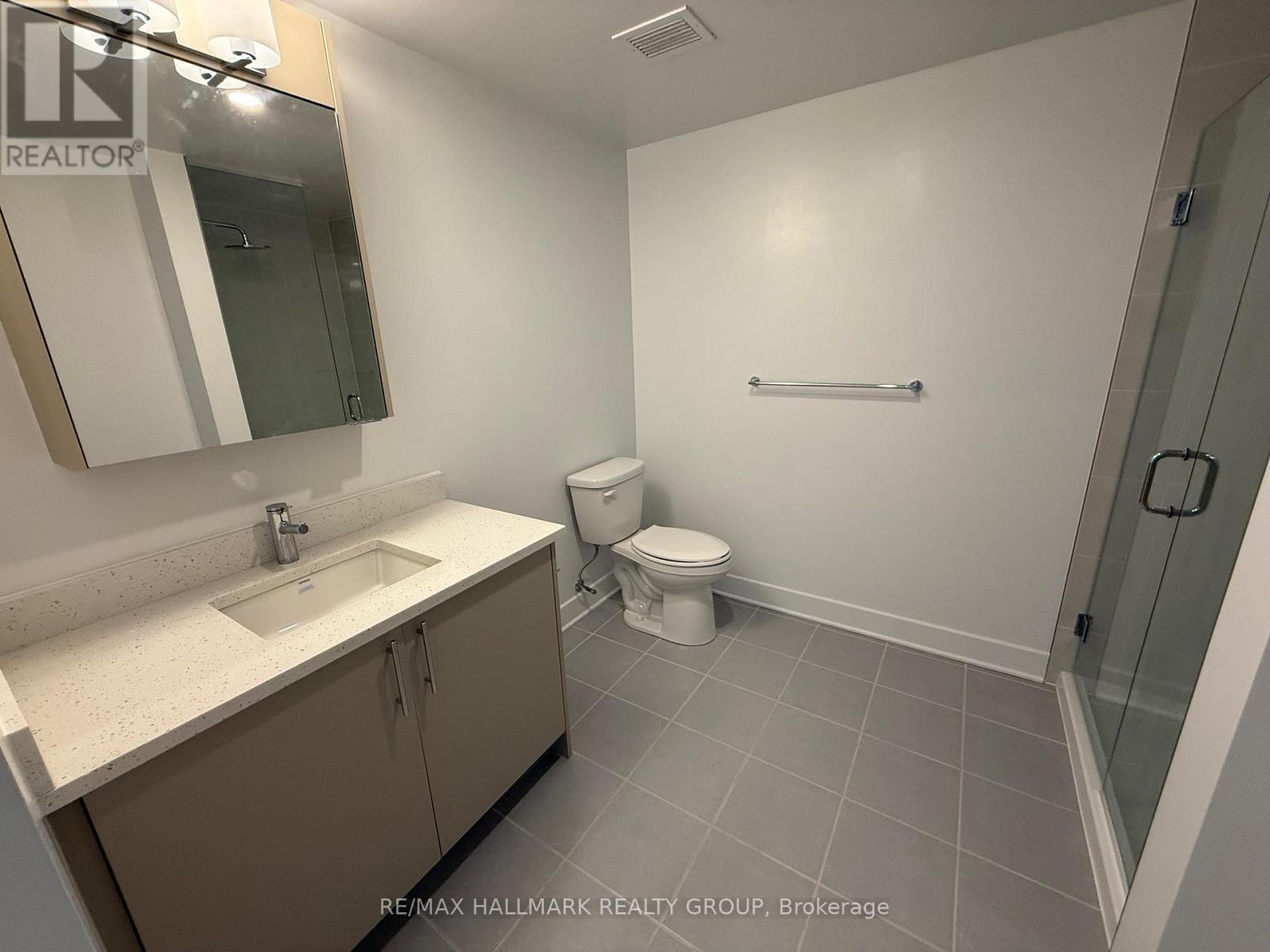 1004 - 180 George Street