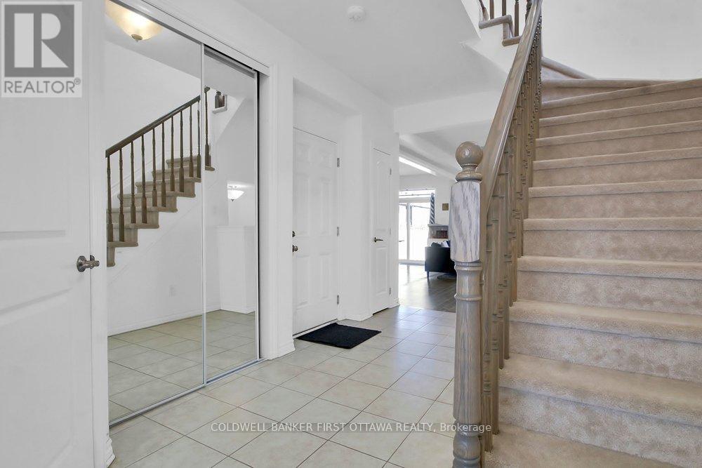 4852 Abbott Street E