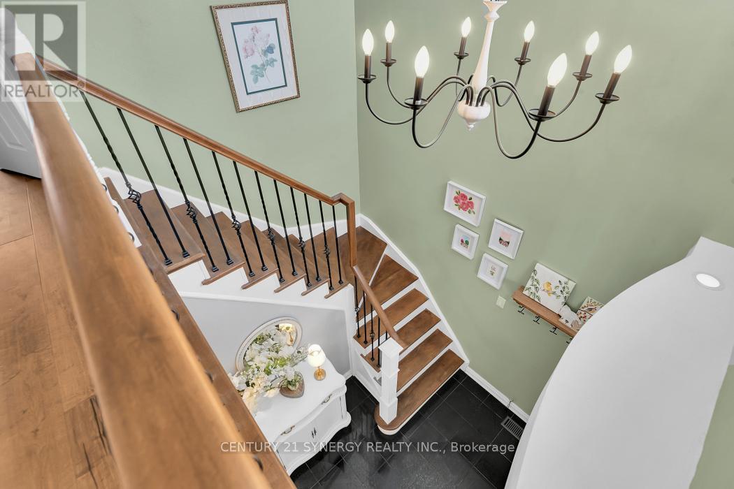 25 Waterton Crescent