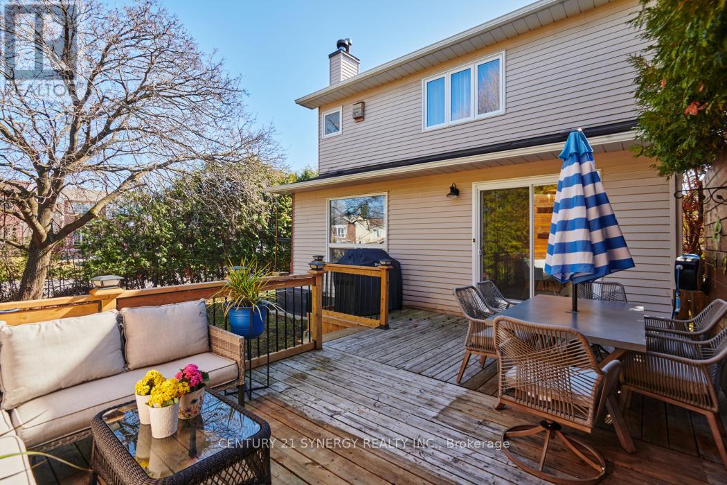 25 Waterton Crescent