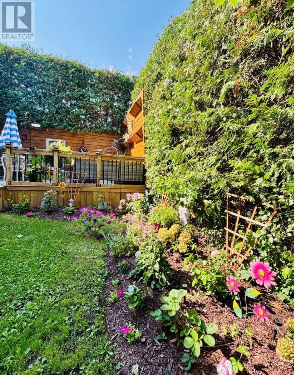 25 Waterton Crescent