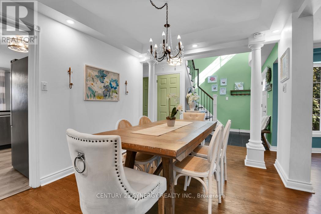 25 Waterton Crescent