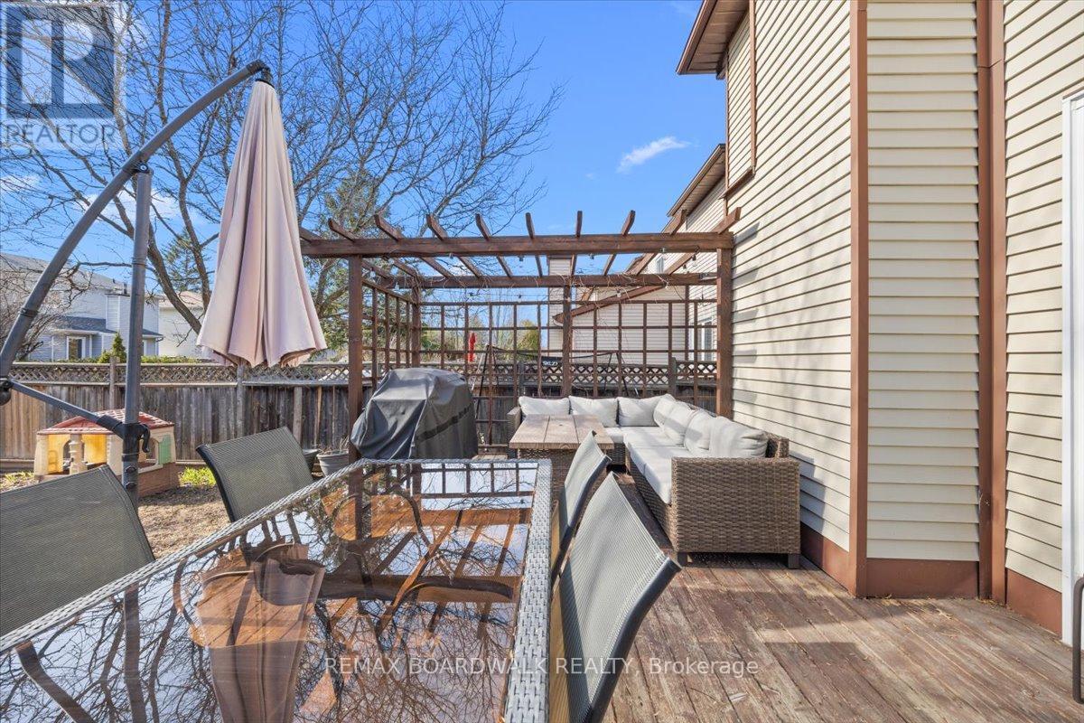 1715 Teakdale Avenue