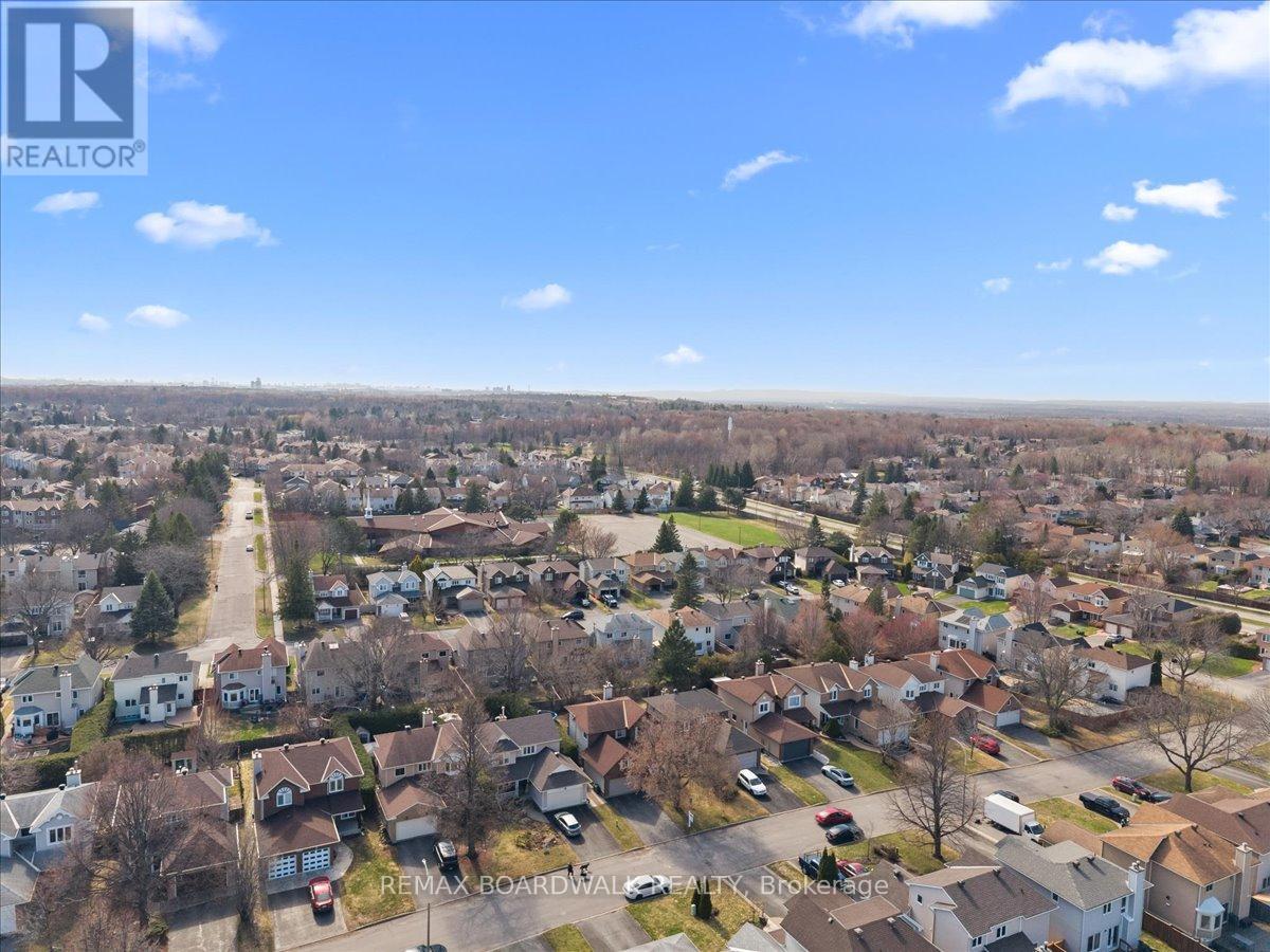 1715 Teakdale Avenue