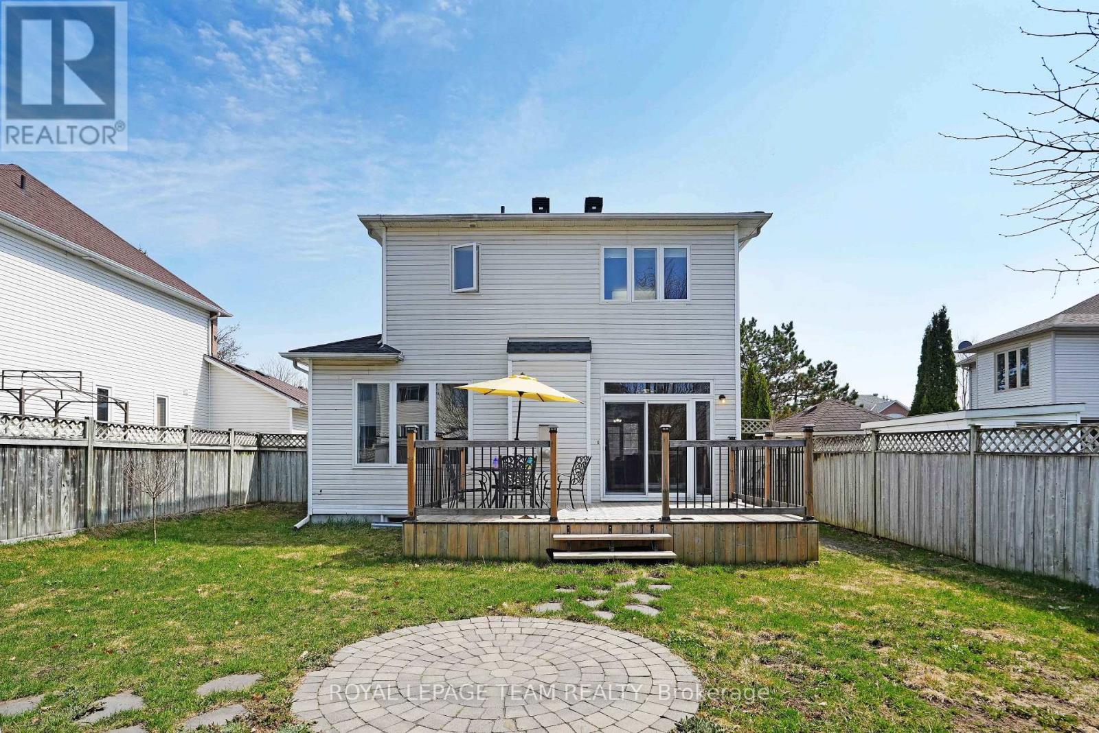 29 Apple Creek Crescent