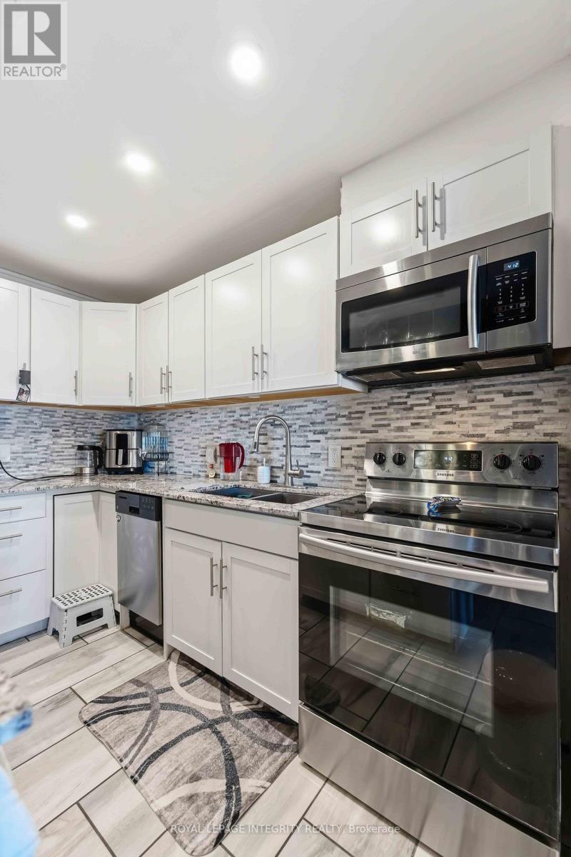 1506 - 158 B Mcarthur Avenue