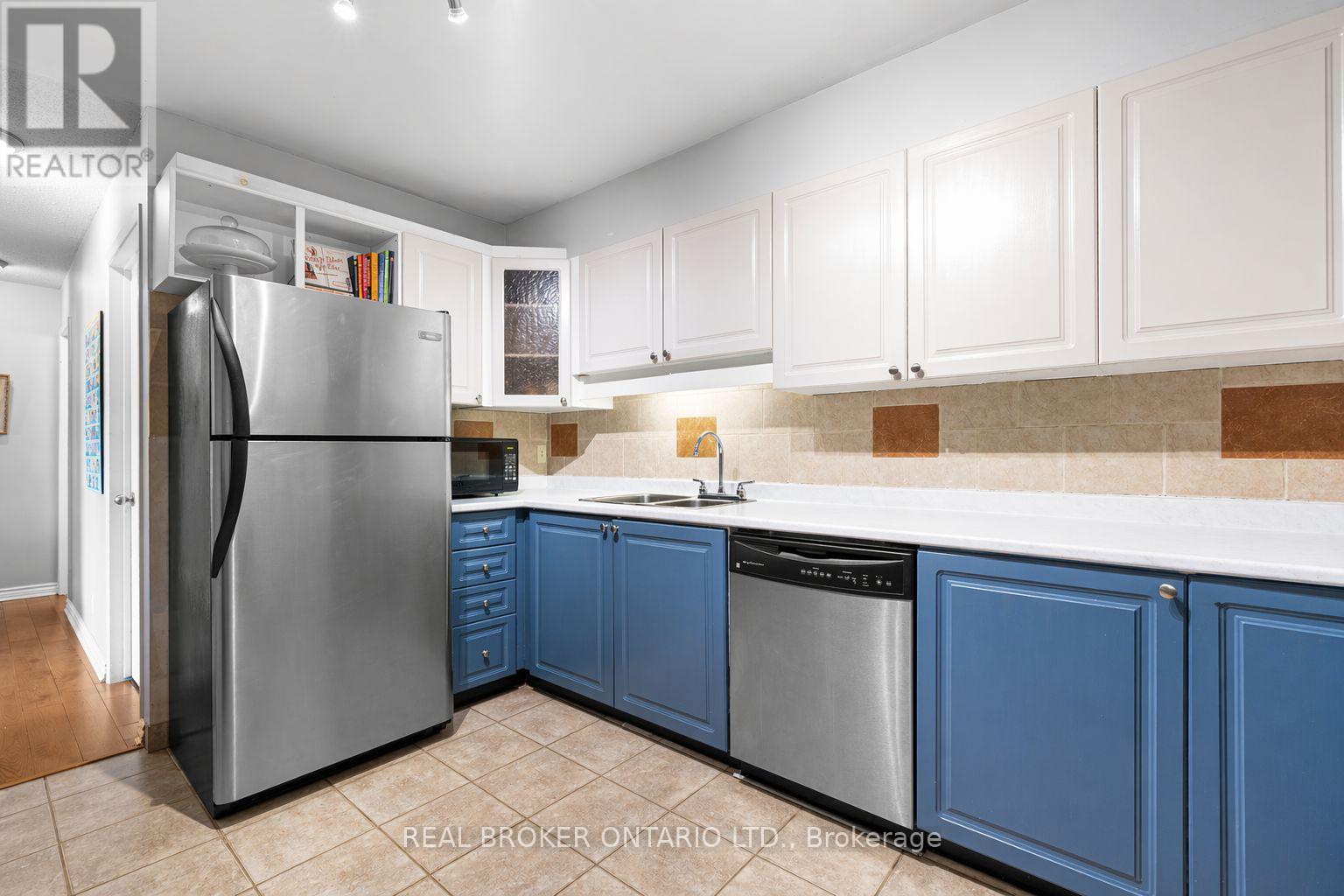 3 - 7 Timberview Way