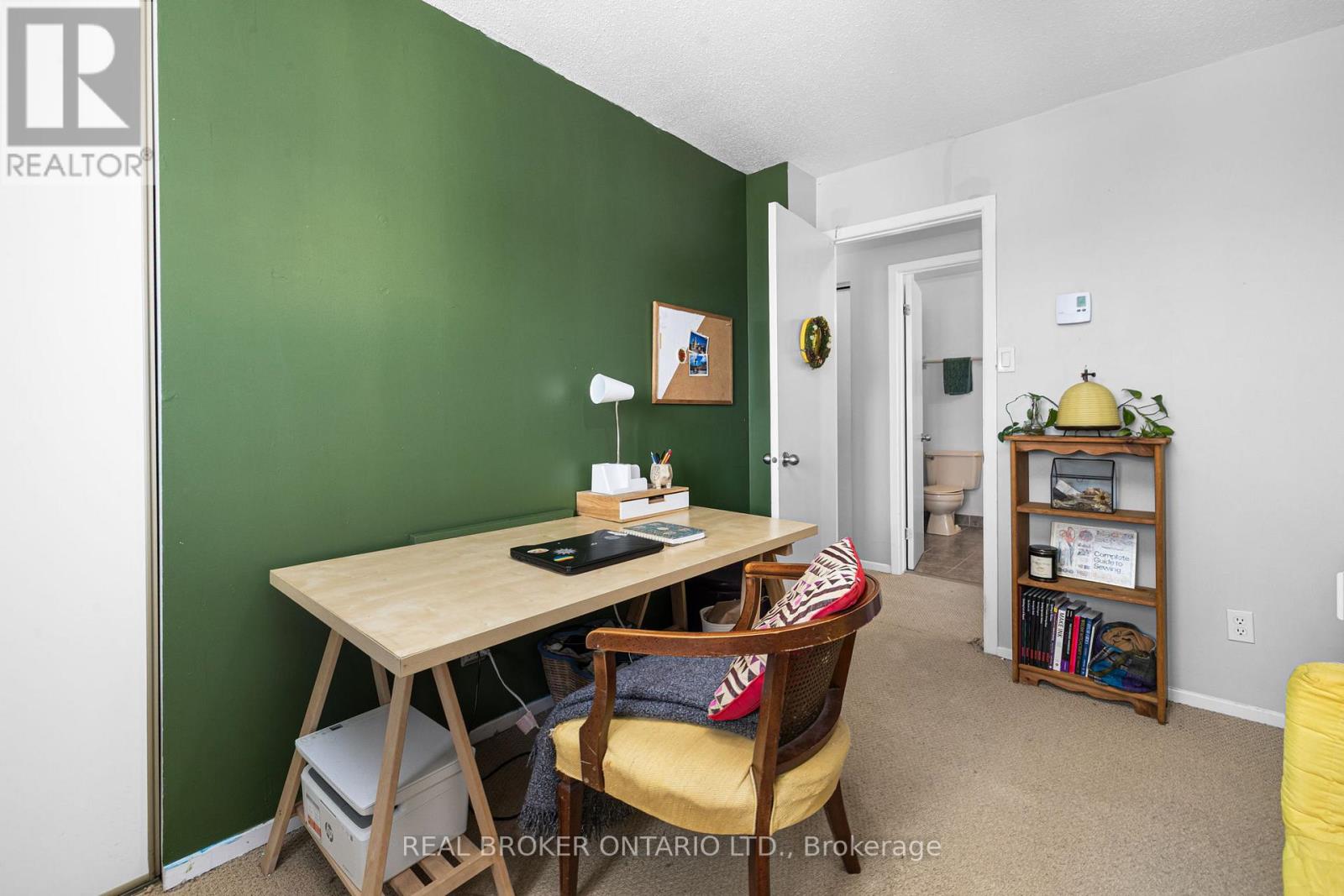 3 - 7 Timberview Way