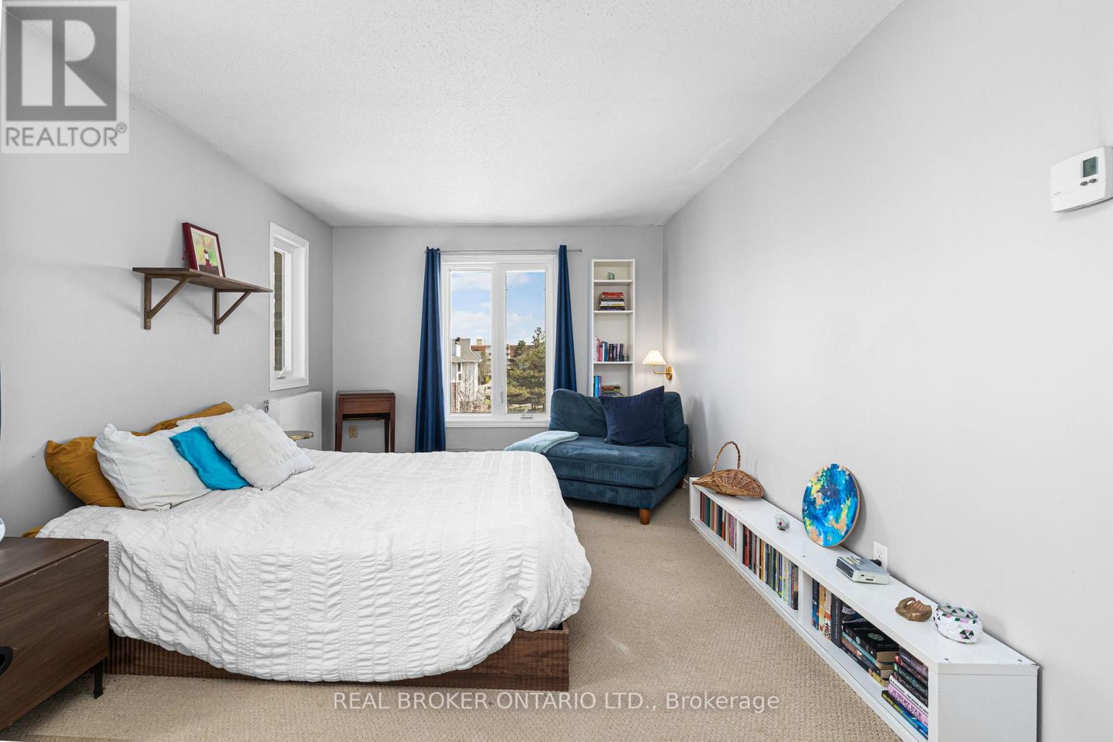 3 - 7 Timberview Way